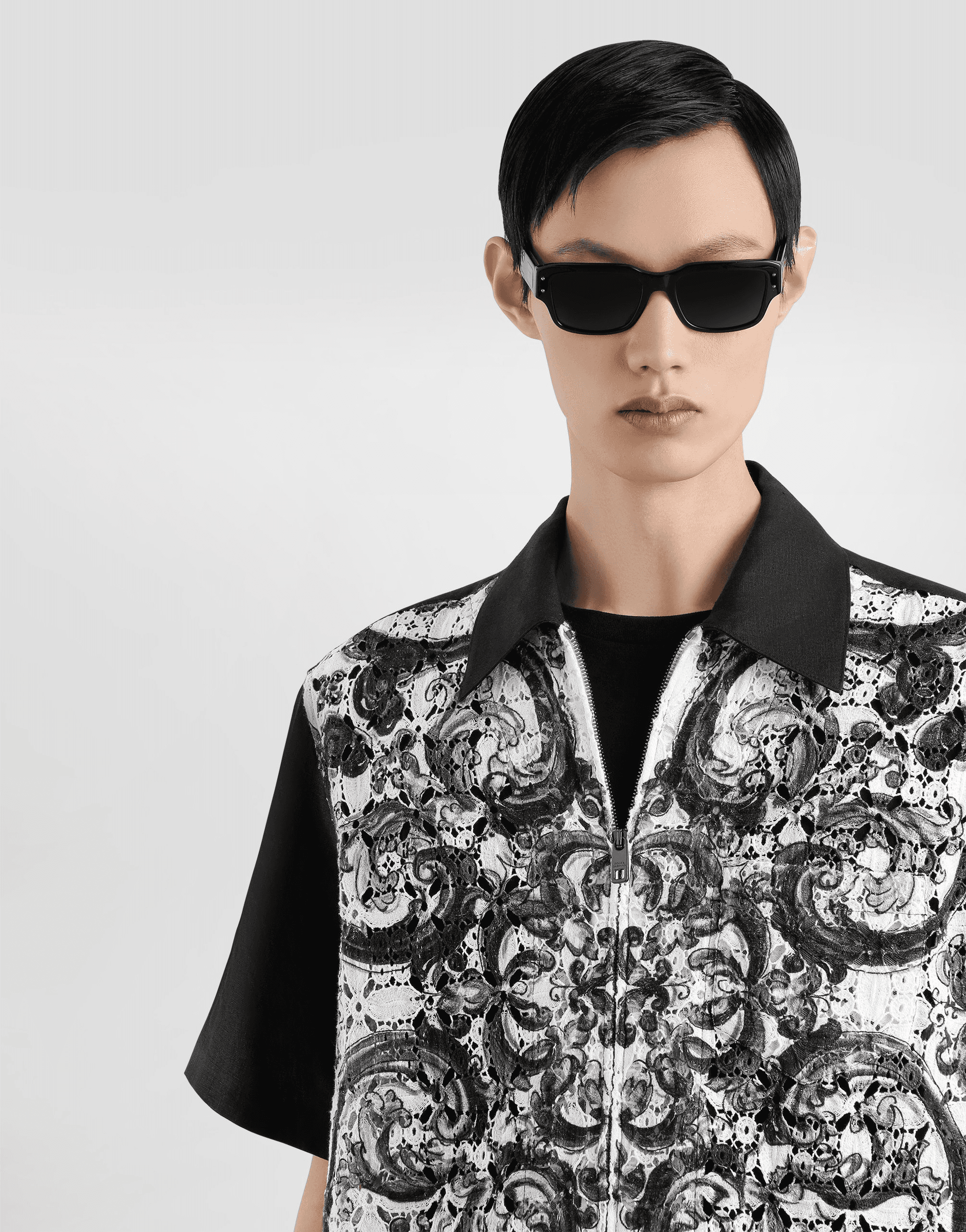 Majolica-print hawaii crochet lace shirt — Image 2