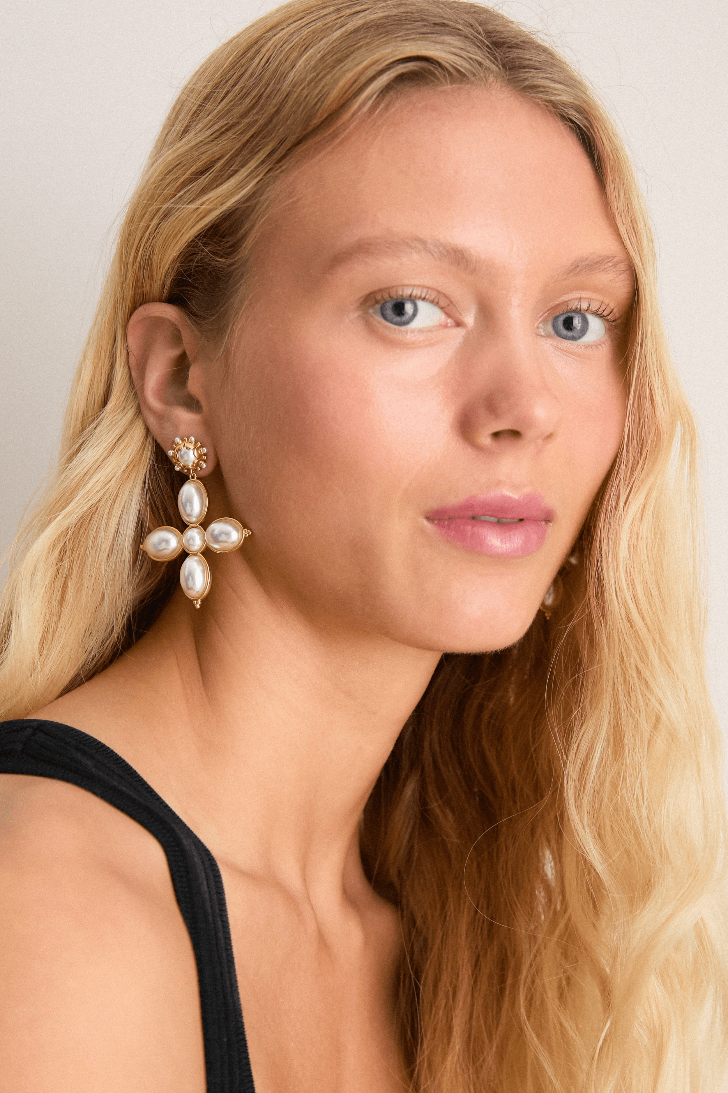 Grande Constance Earrings — Image 2