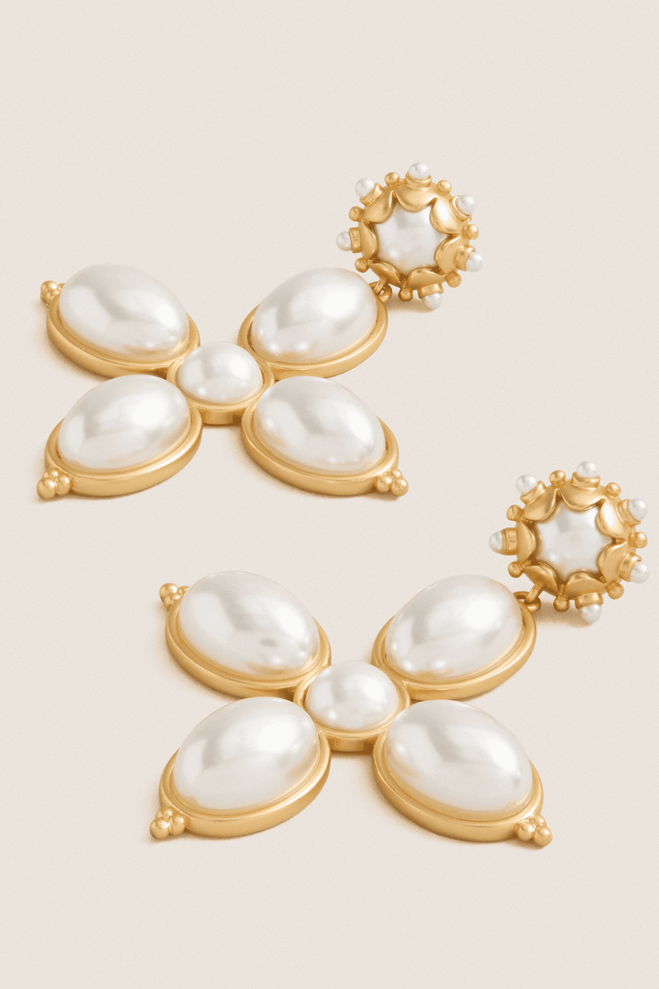 Grande Constance Earrings — Image 4