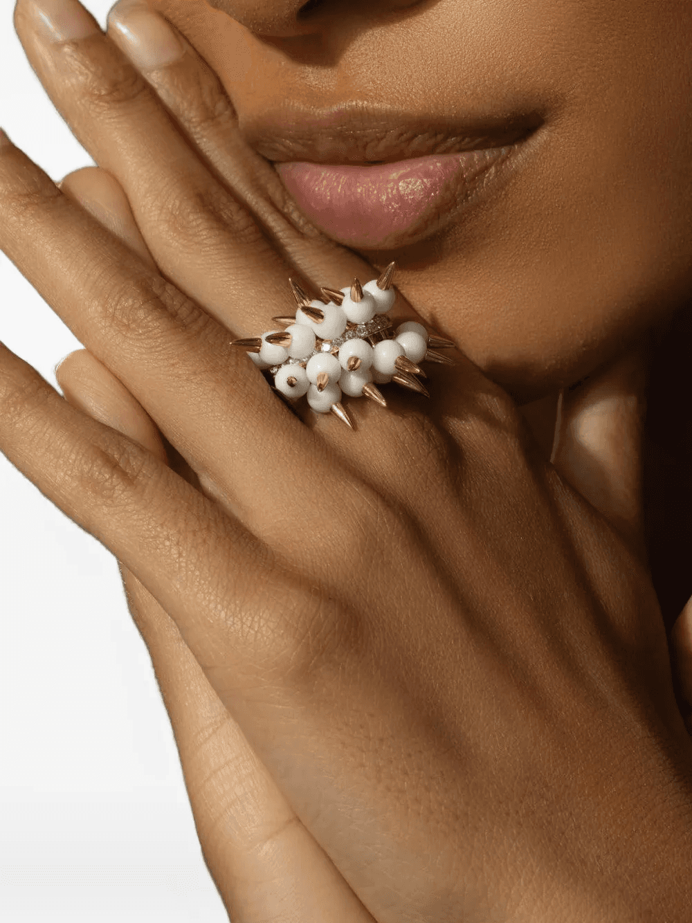 18K yellow gold Spiked Muse diamond and onyx ring - Image 1