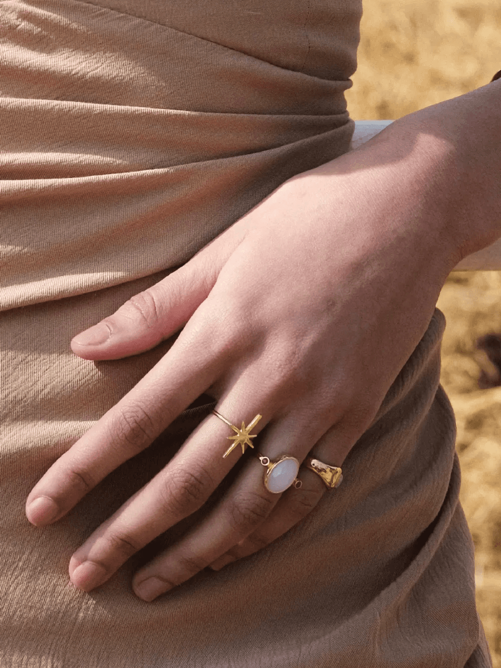 Lucia rose quartz ring — Image 2