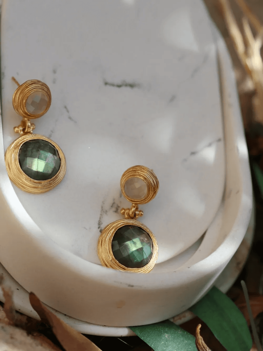Lilis gemstone drop earrings — Image 3