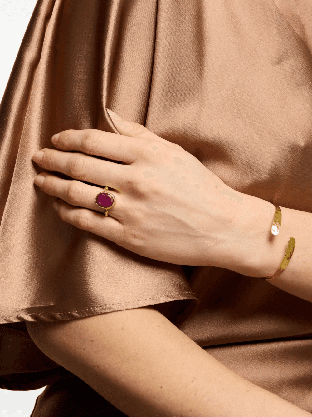 Ekavi hammered cuff bracelet — Image 2