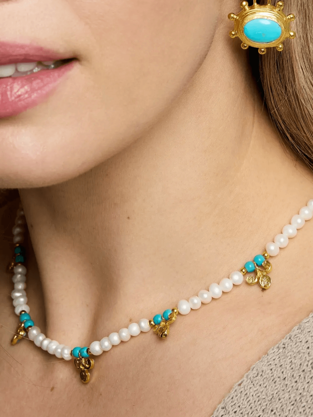 Amelie pearl and turqoise beaded necklace — Image 2