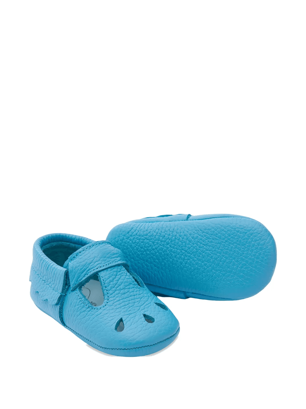 perforated scalloped-edge shoes
