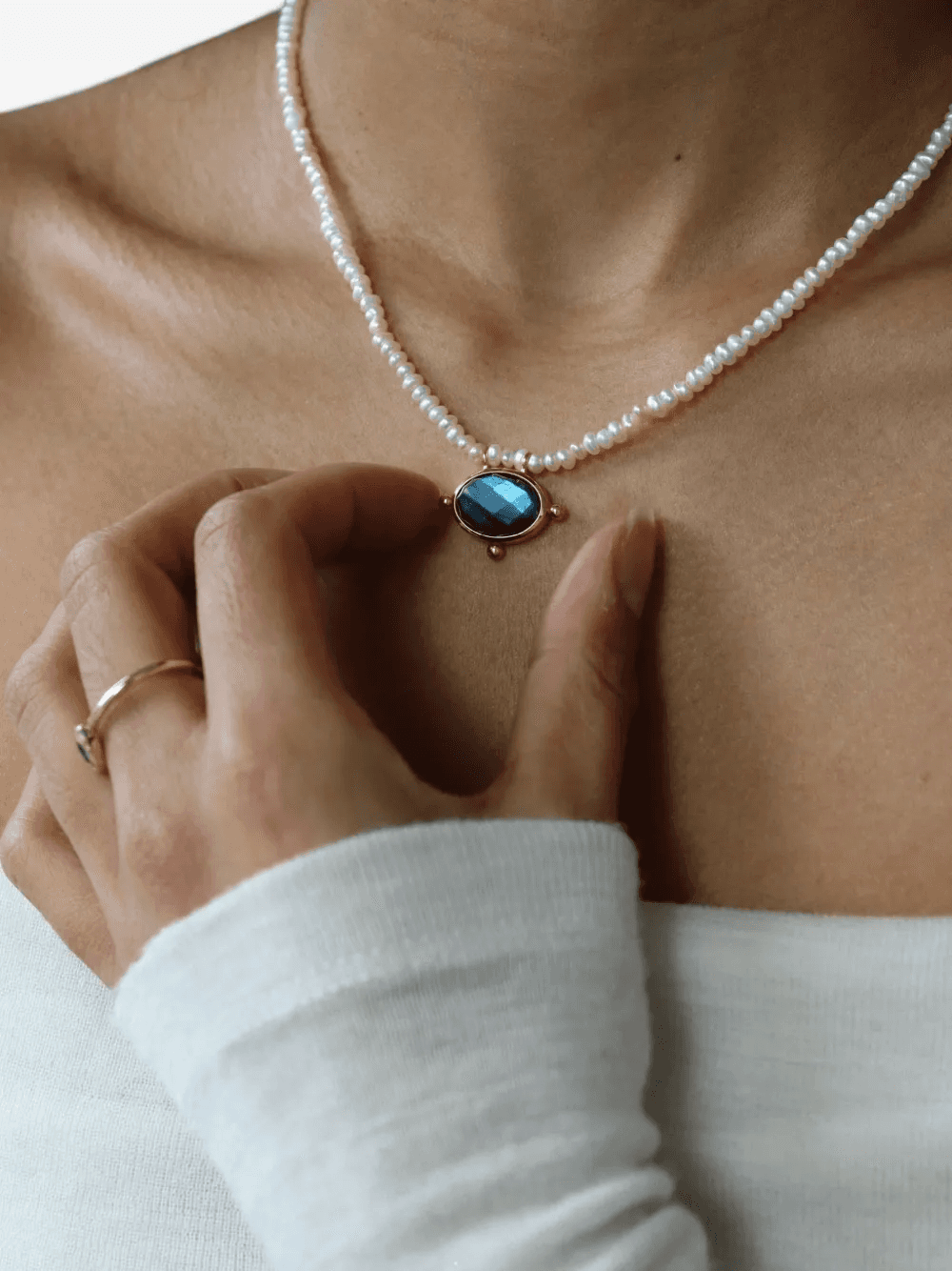 Sorel pearl labradorite necklace — Image 3