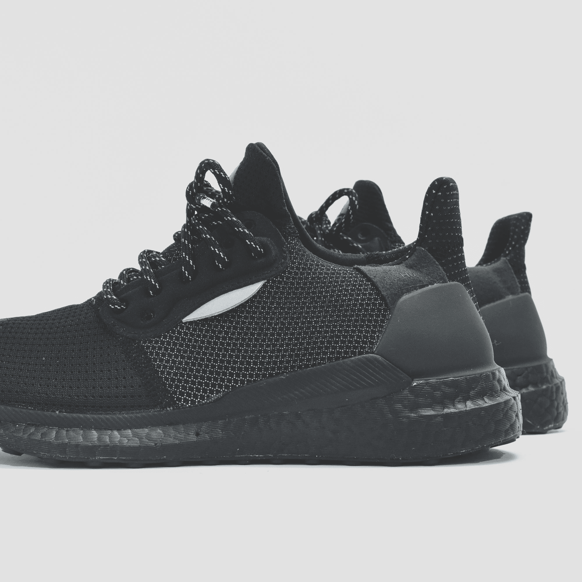 adidas Consortium x Pharrell Williams Solar Hu Pro - Core Black — Image 2