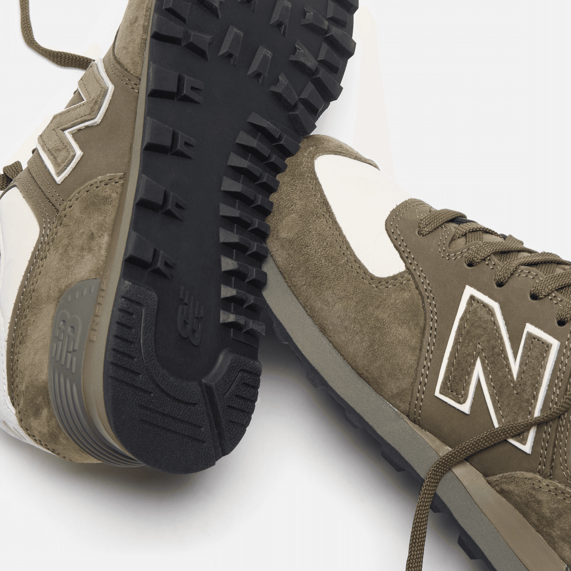 CDG Pocket New Balance x Junya Watanabe 574 Pig Suede Nubuck -  Khaki / Off White — Image 3