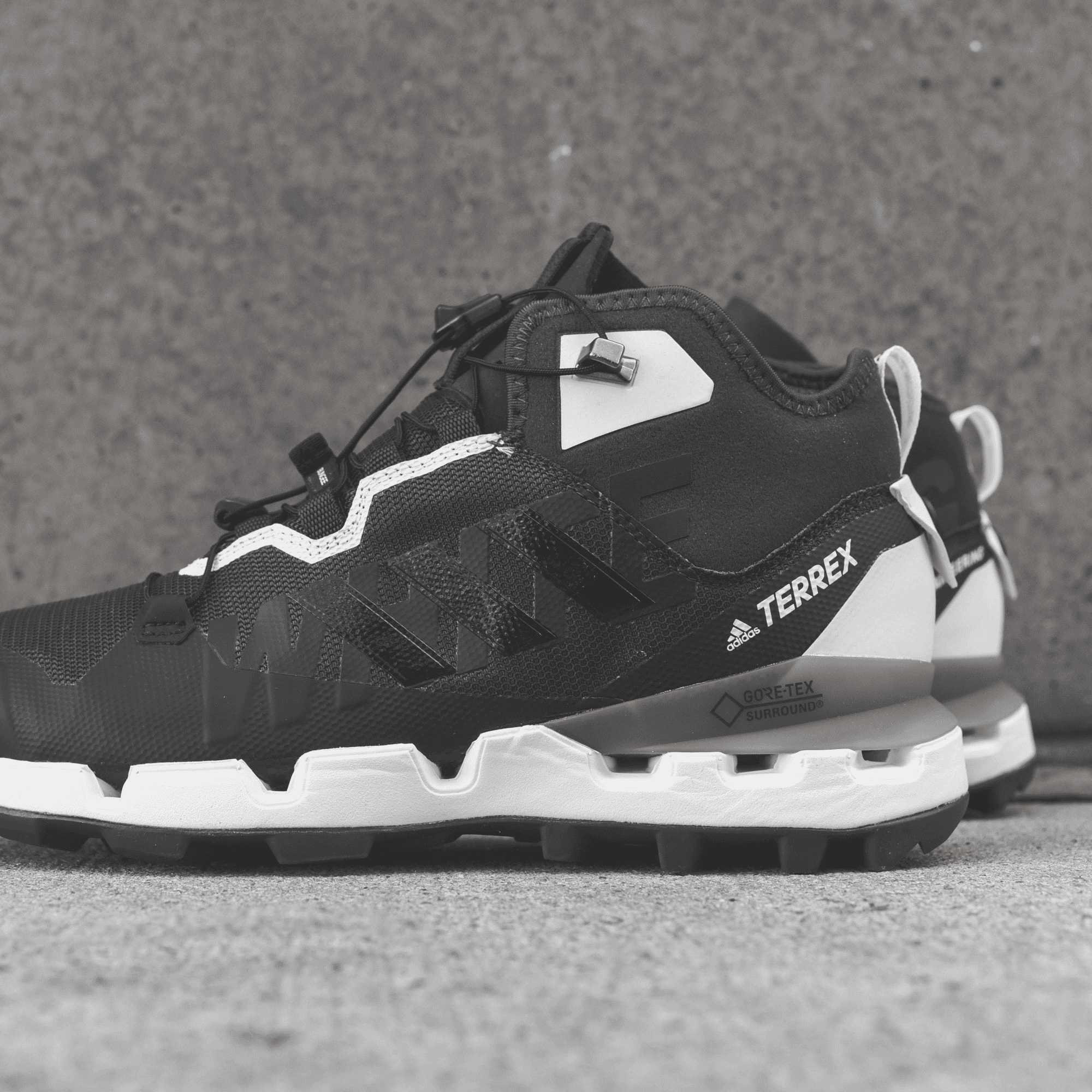 adidas Consortium x White Mountaineering Terrex Fast - Black / White — Image 2