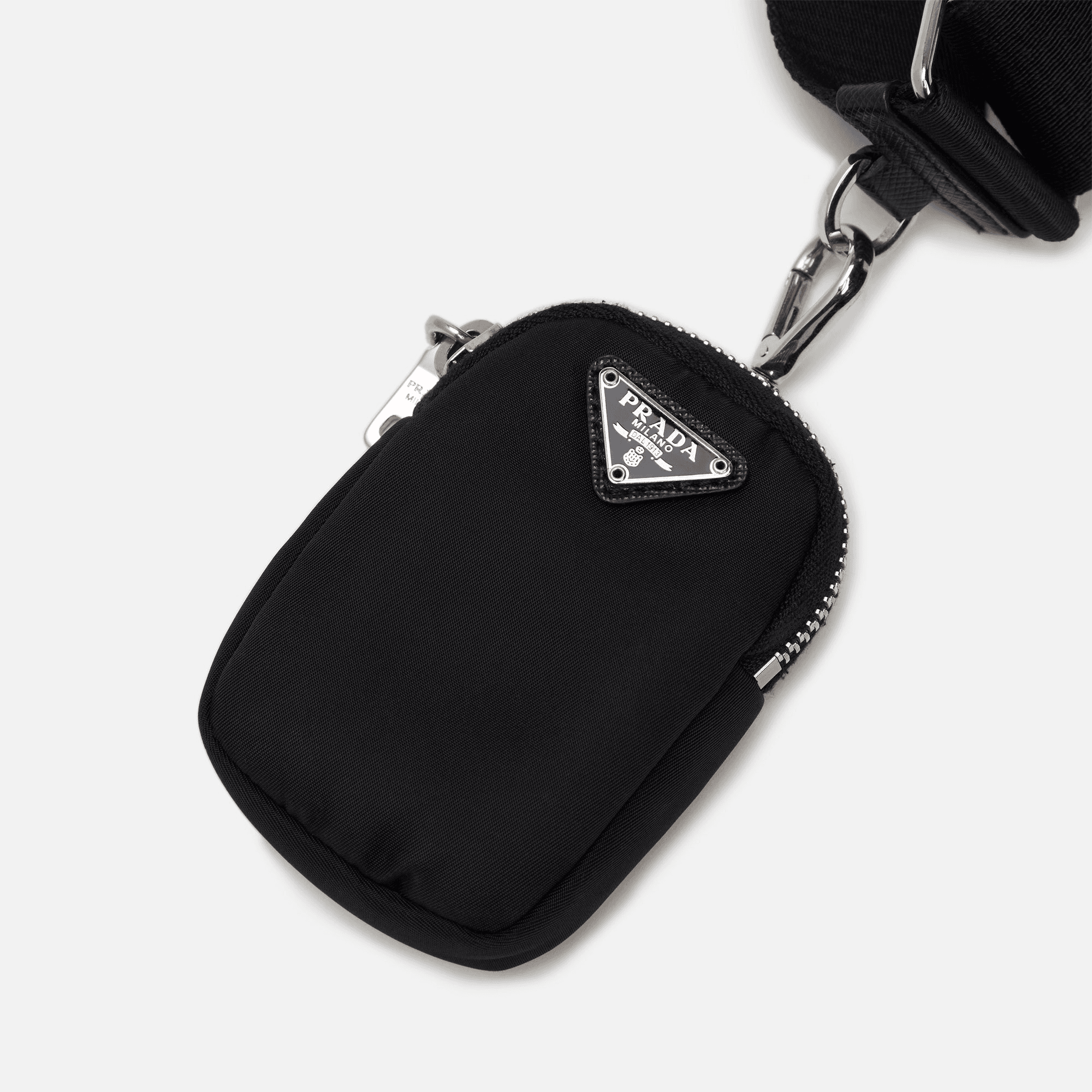 WGACA Prada Nylon Re-Edition Bag - Black — Image 4