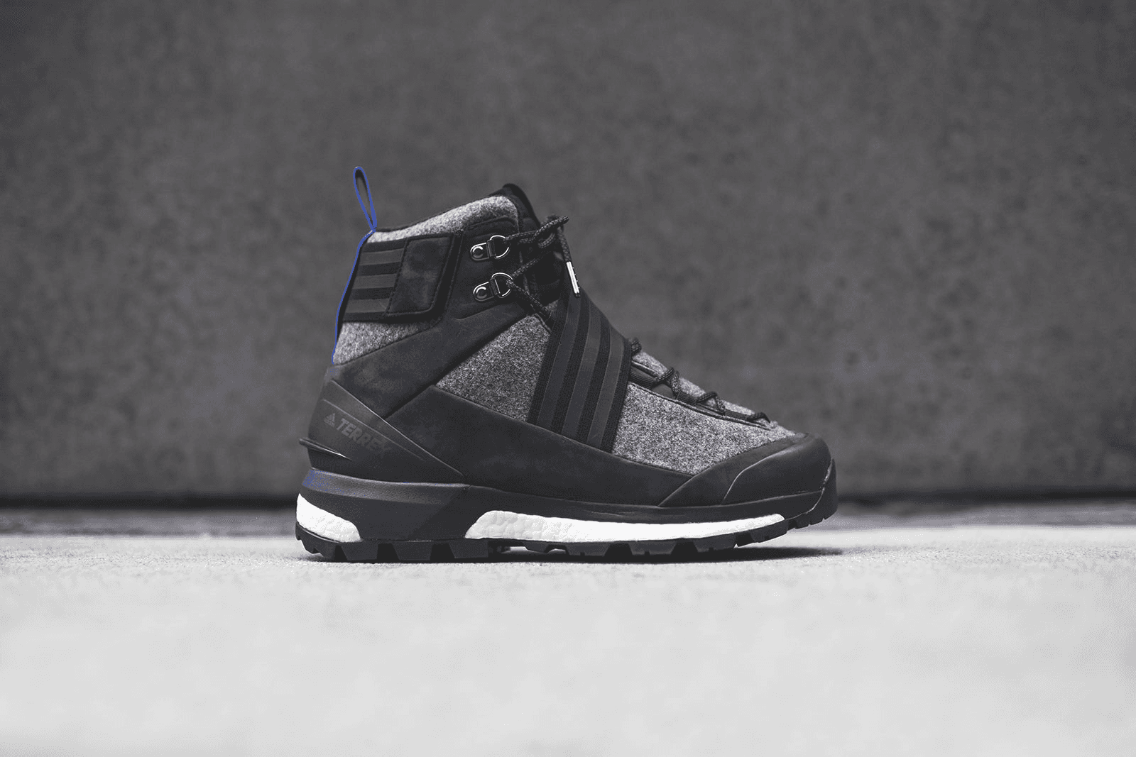 adidas Consortium Xhibition Terrex Tracefinder - Black