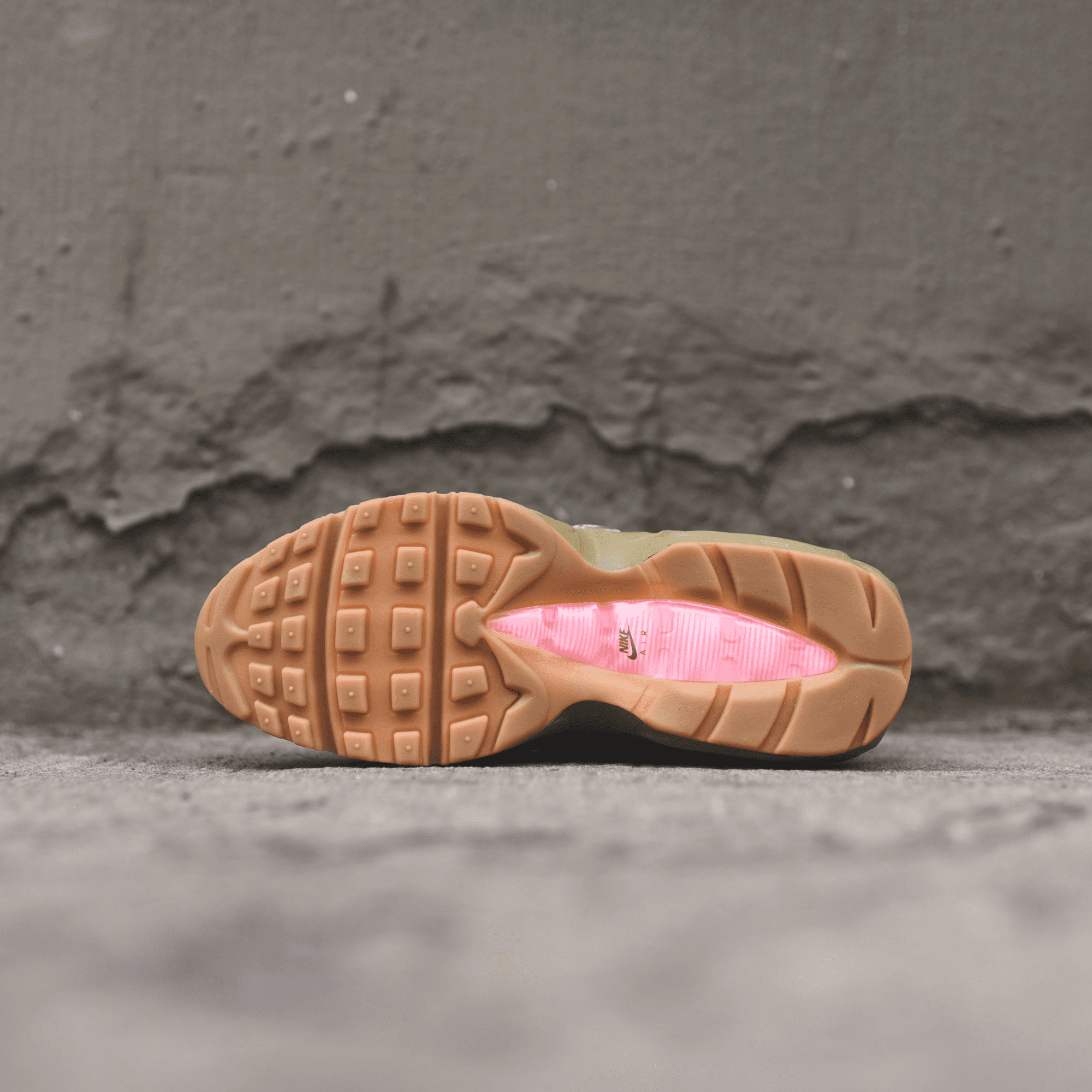 Nike WMNS Air Max 95 - Olive / Camo — Image 4
