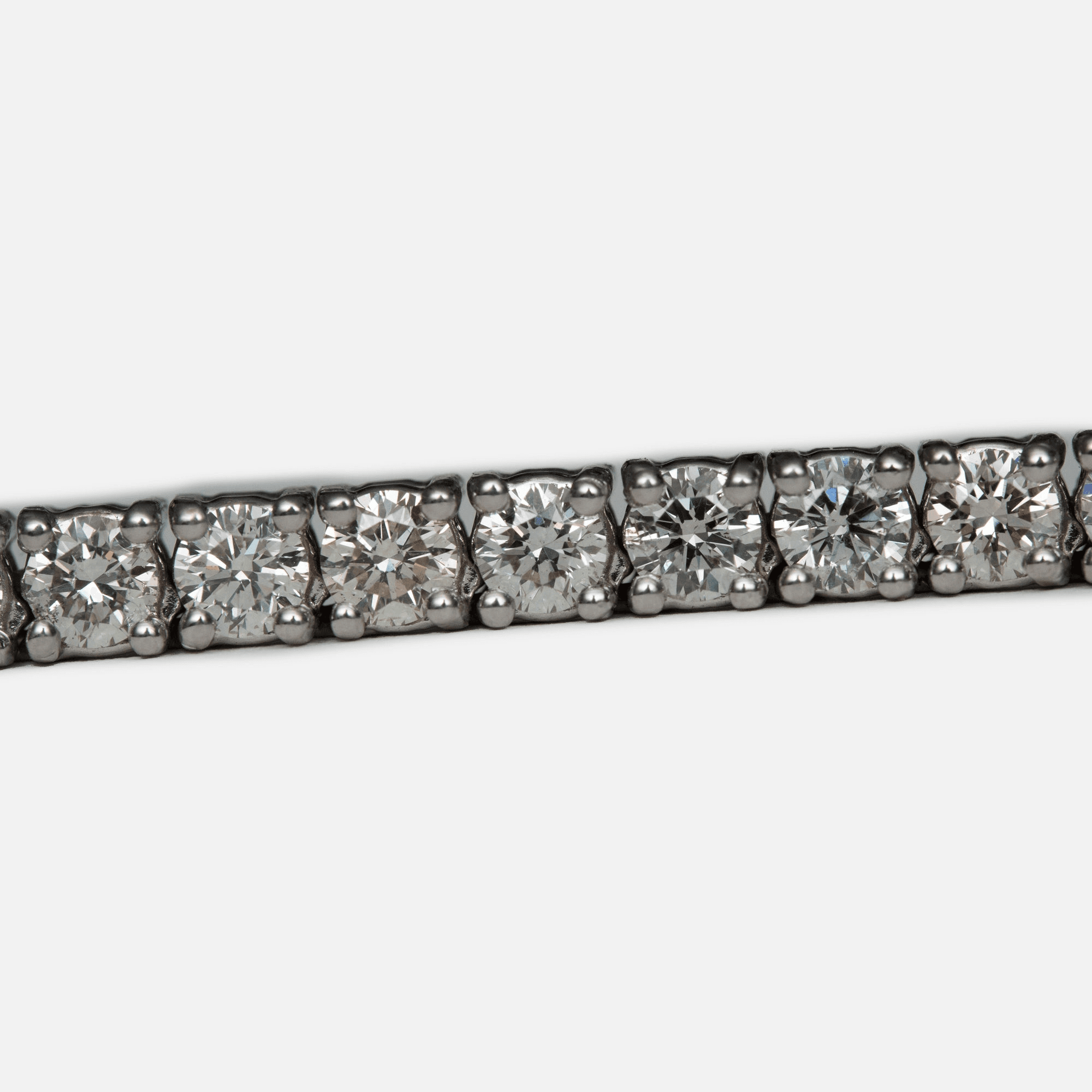 Greg Yuna 20 Pointer Tennis Bracelet - White Gold — Image 2