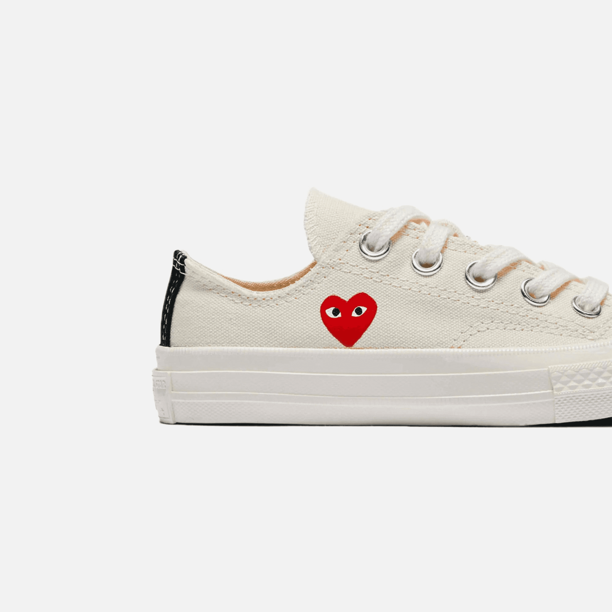 Comme Des Garçons Play x Converse Kids Chuck 70 Low Top - Beige — Image 2