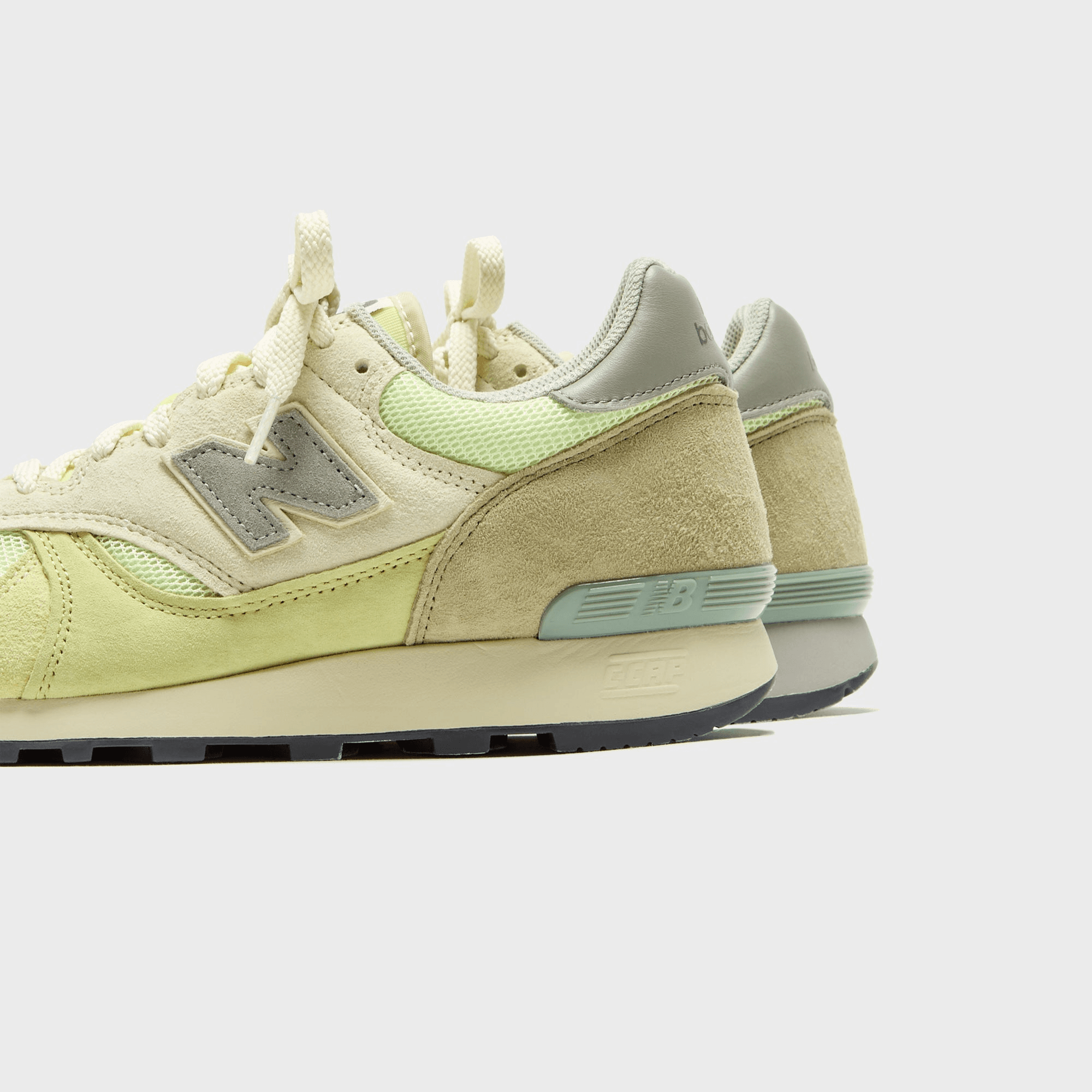 New Balance x Auralee M475 - Green — Image 2