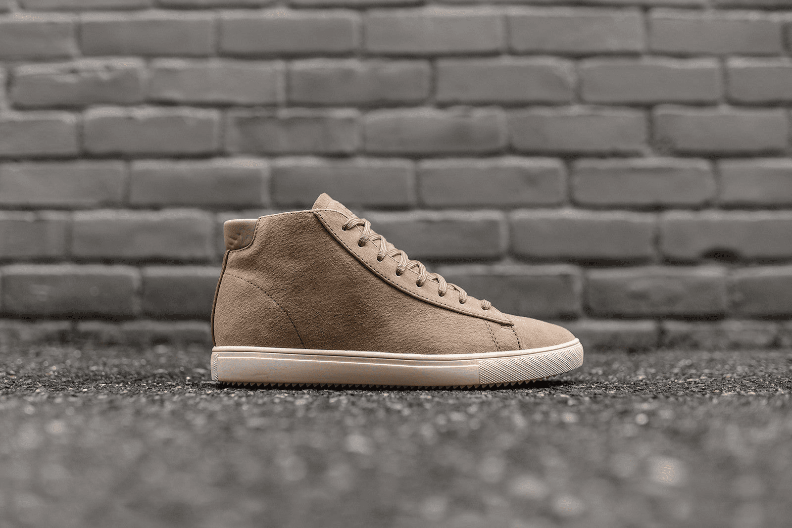 Clae Bradley Mid - Tan - Image 1