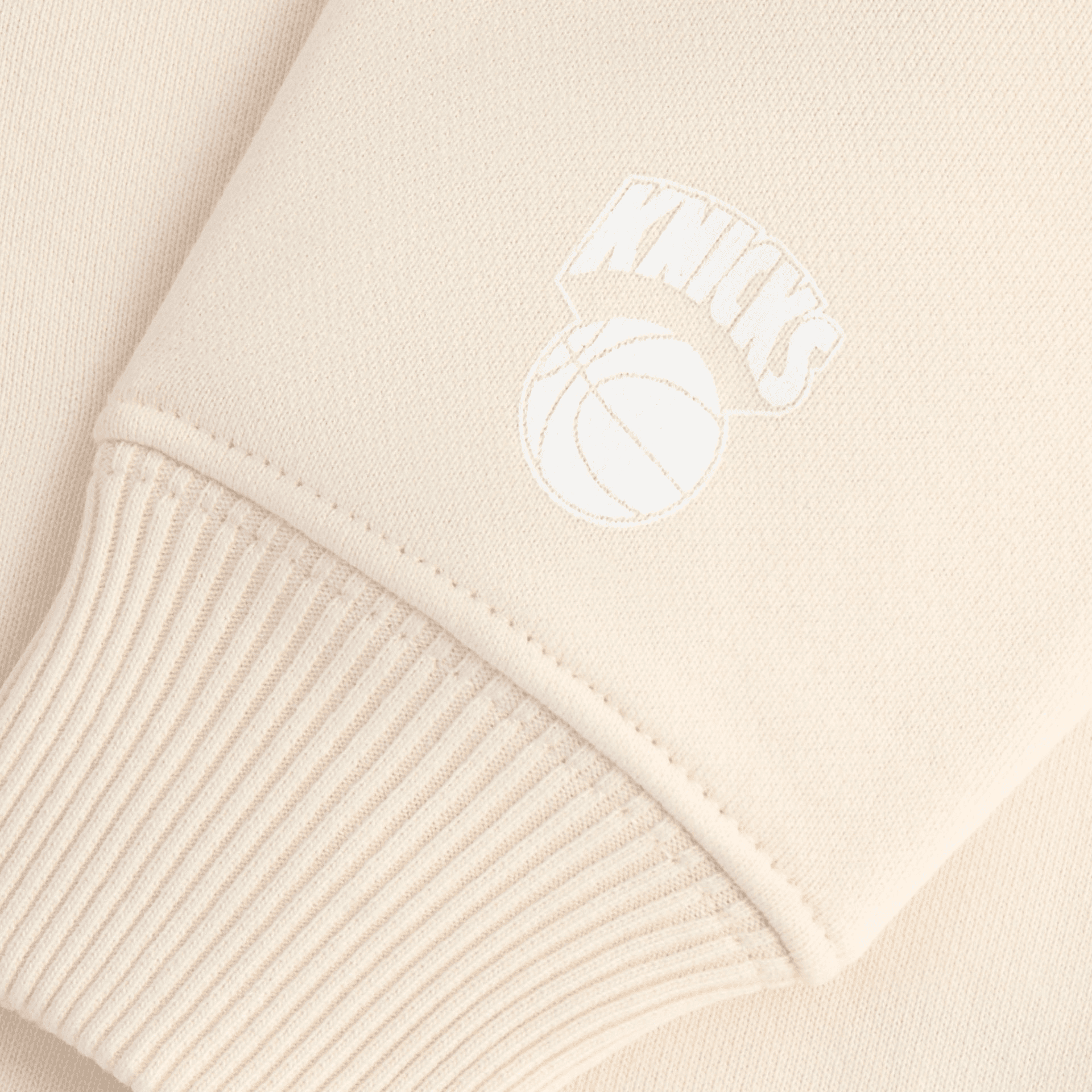 Kith Kids for the New York Knicks Nelson Crewneck - Sandrift — Image 4