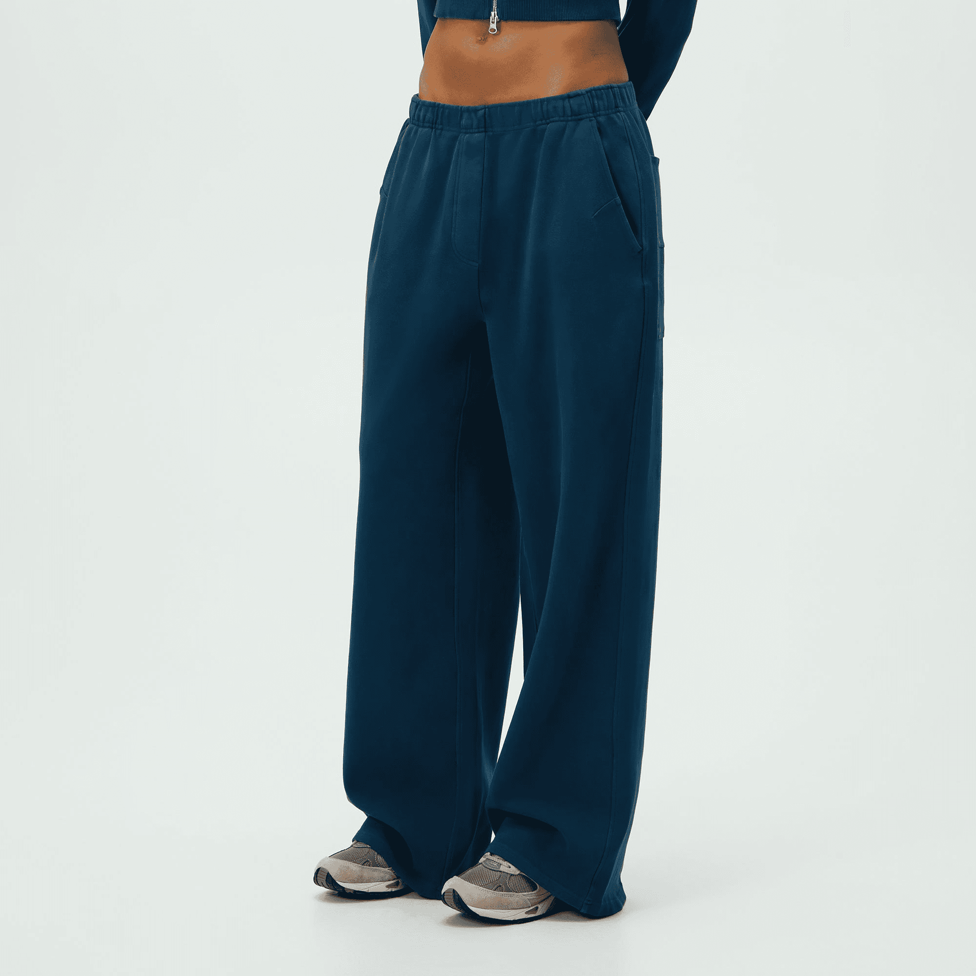 Kith Women Callia Carpenter Sweatpant - Process — Image 4