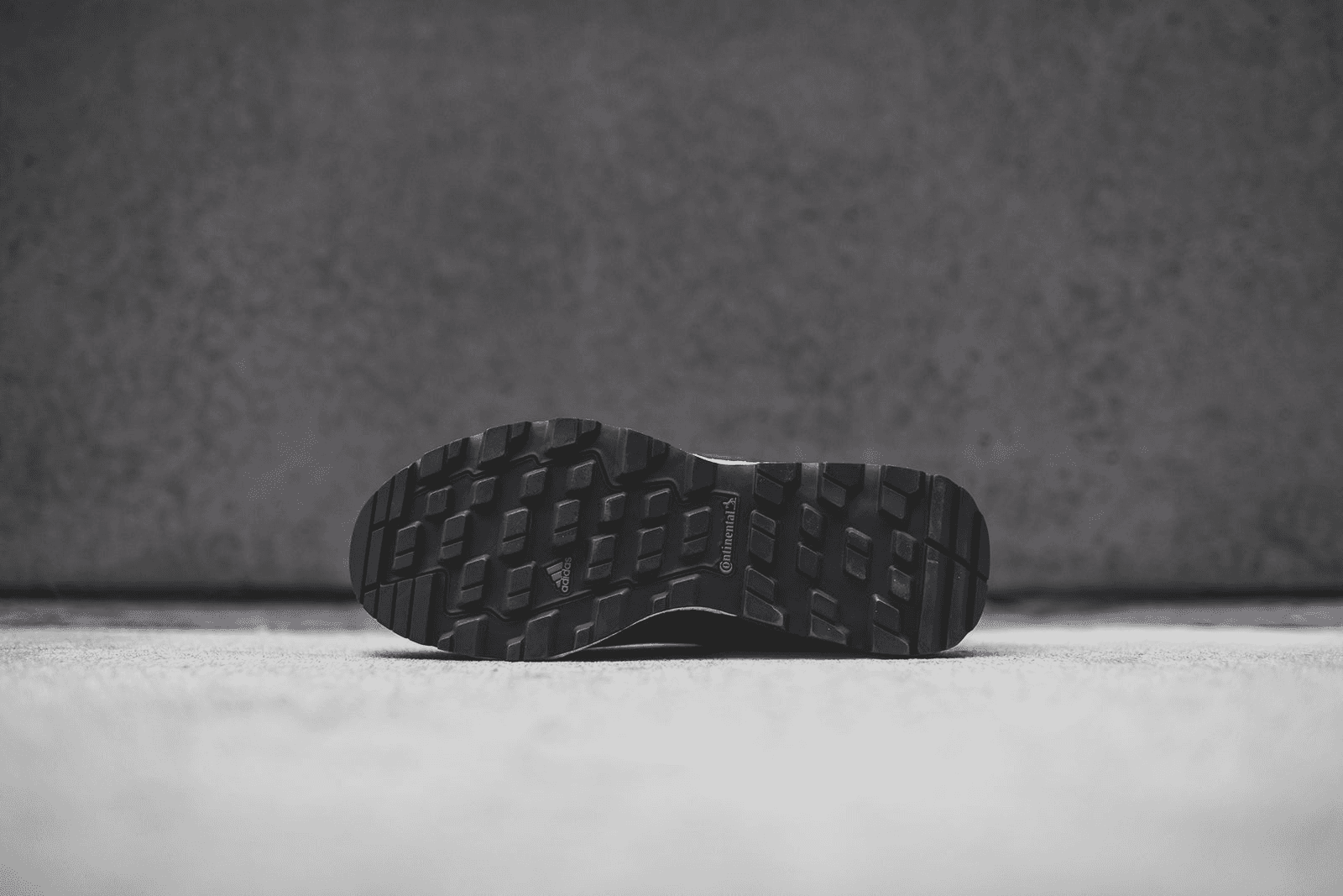 adidas Consortium Xhibition Terrex Tracefinder - Black — Image 6