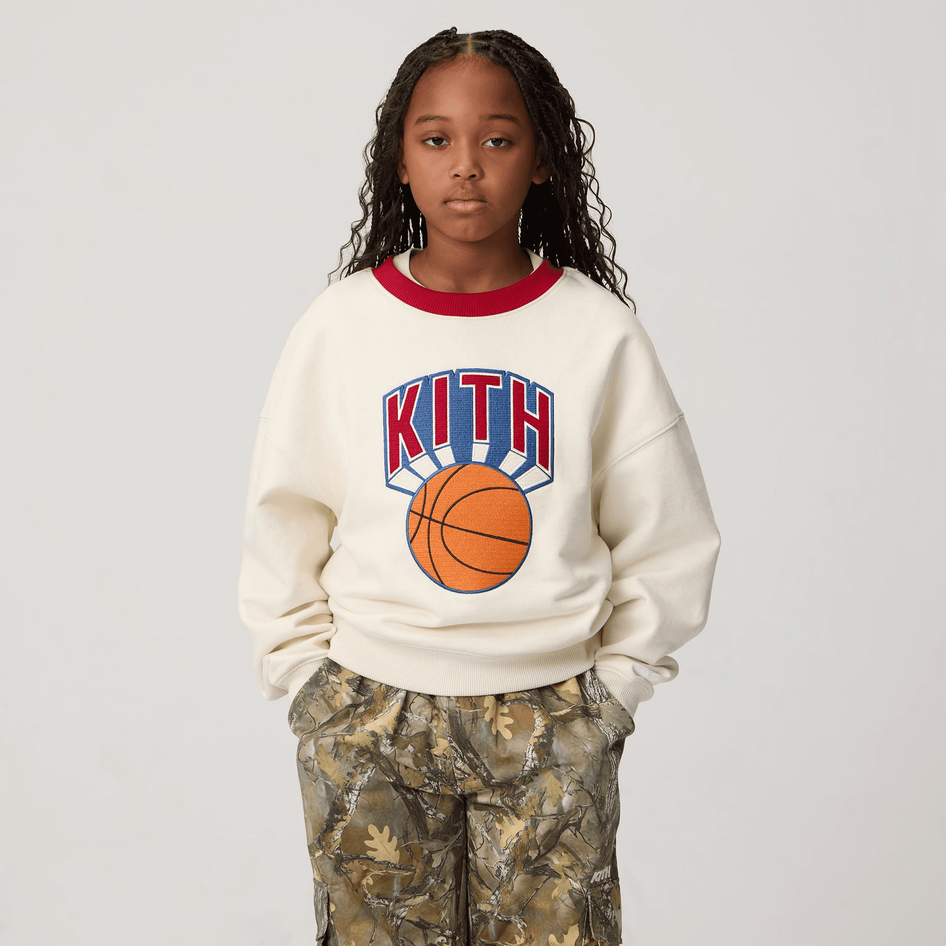 Kith Kids for the New York Knicks Nelson Crewneck - Sandrift — Image 5