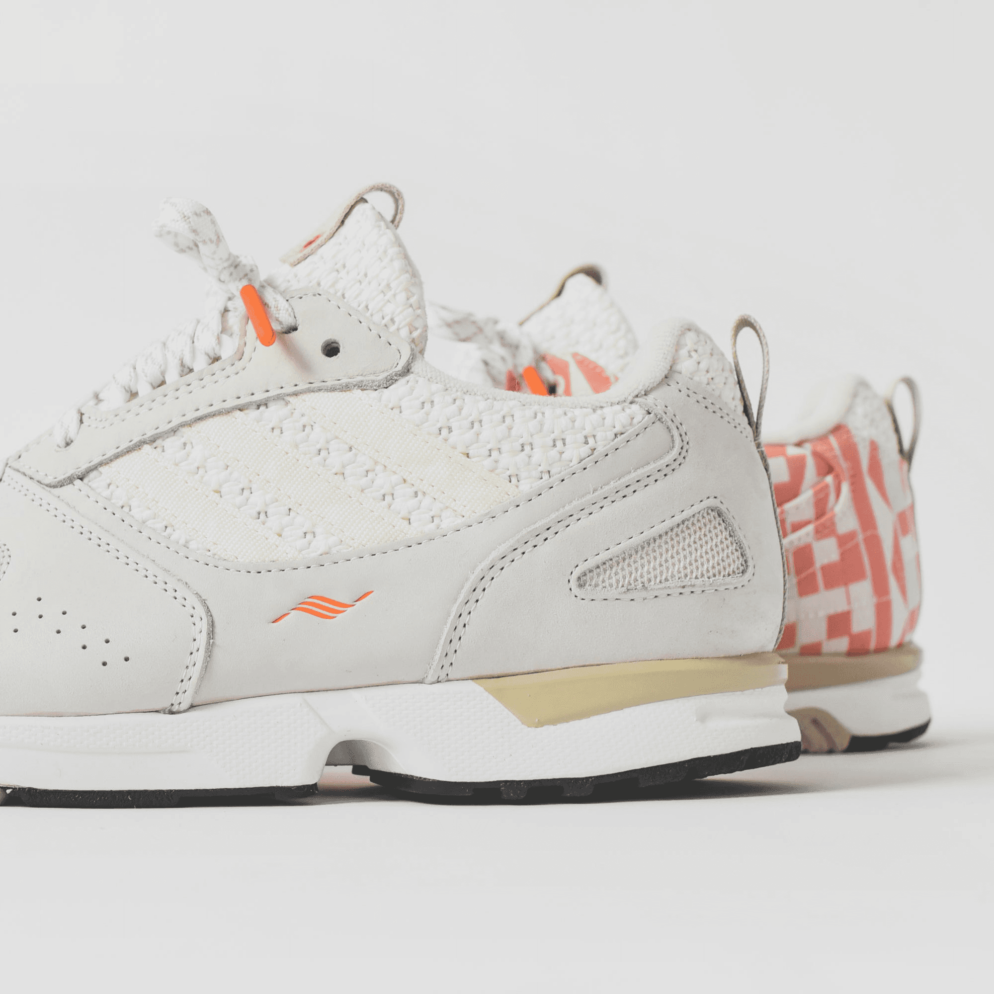 adidas Consortium x Shelflife ZX4000 - Grey / Beige — Image 3