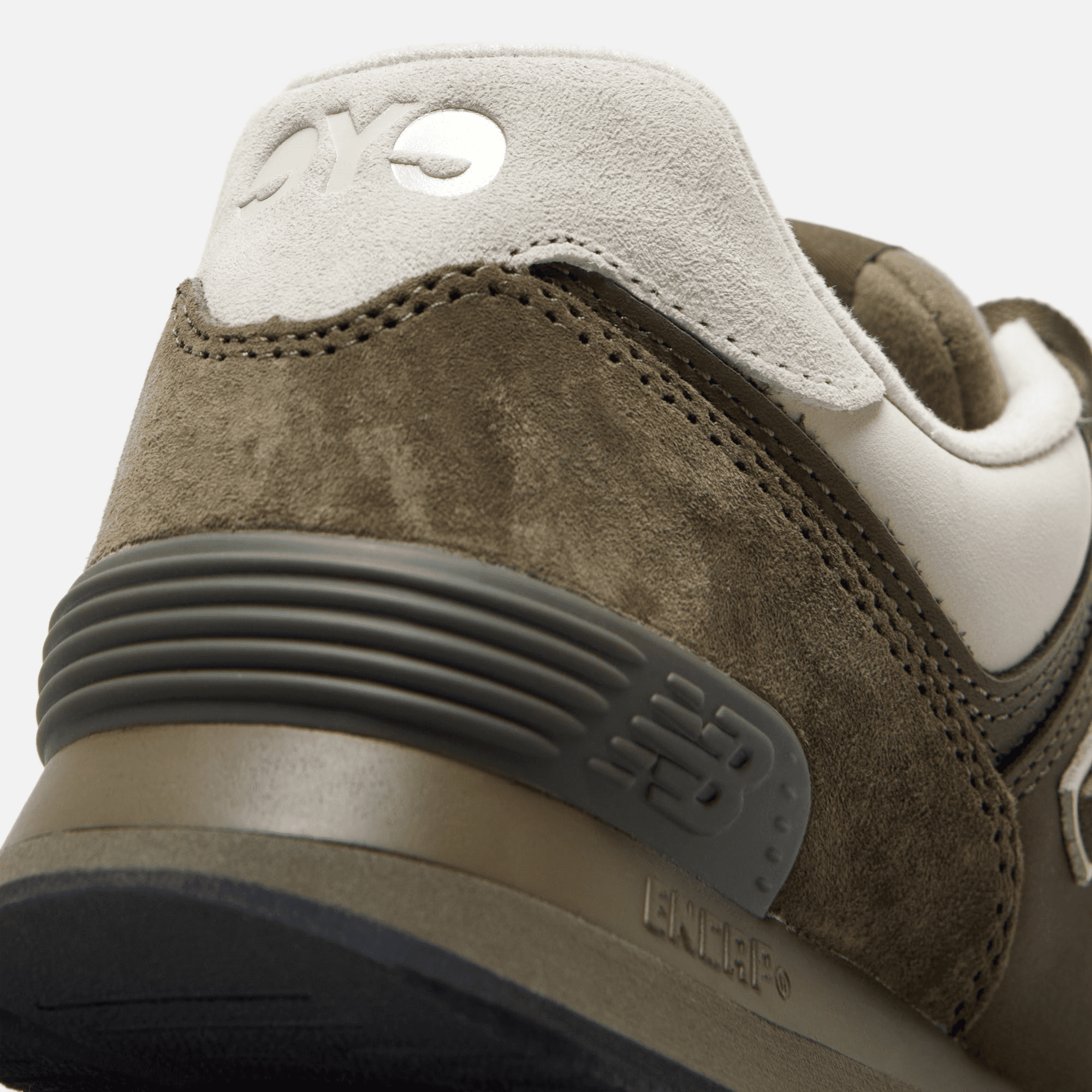 CDG Pocket New Balance x Junya Watanabe 574 Pig Suede Nubuck -  Khaki / Off White — Image 2