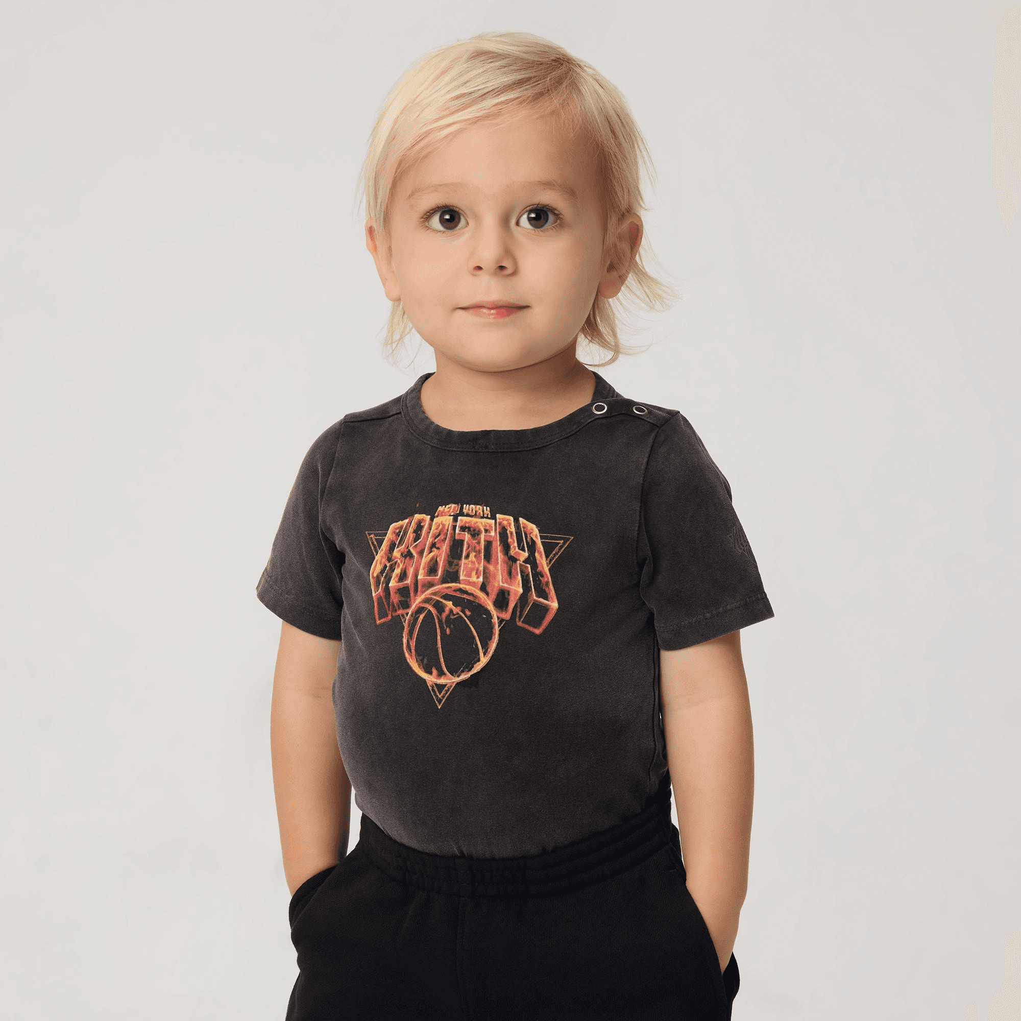 Kith Baby for the New York Knicks Vintage Fire Bodysuit - Black — Image 5