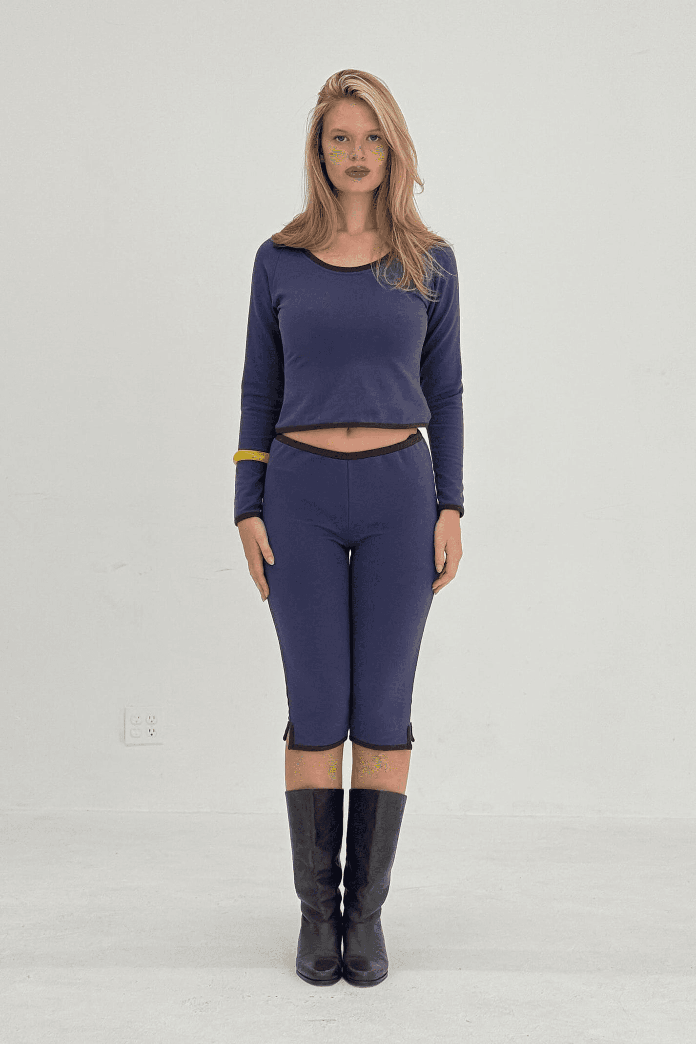 French Terry Capri - Image 1