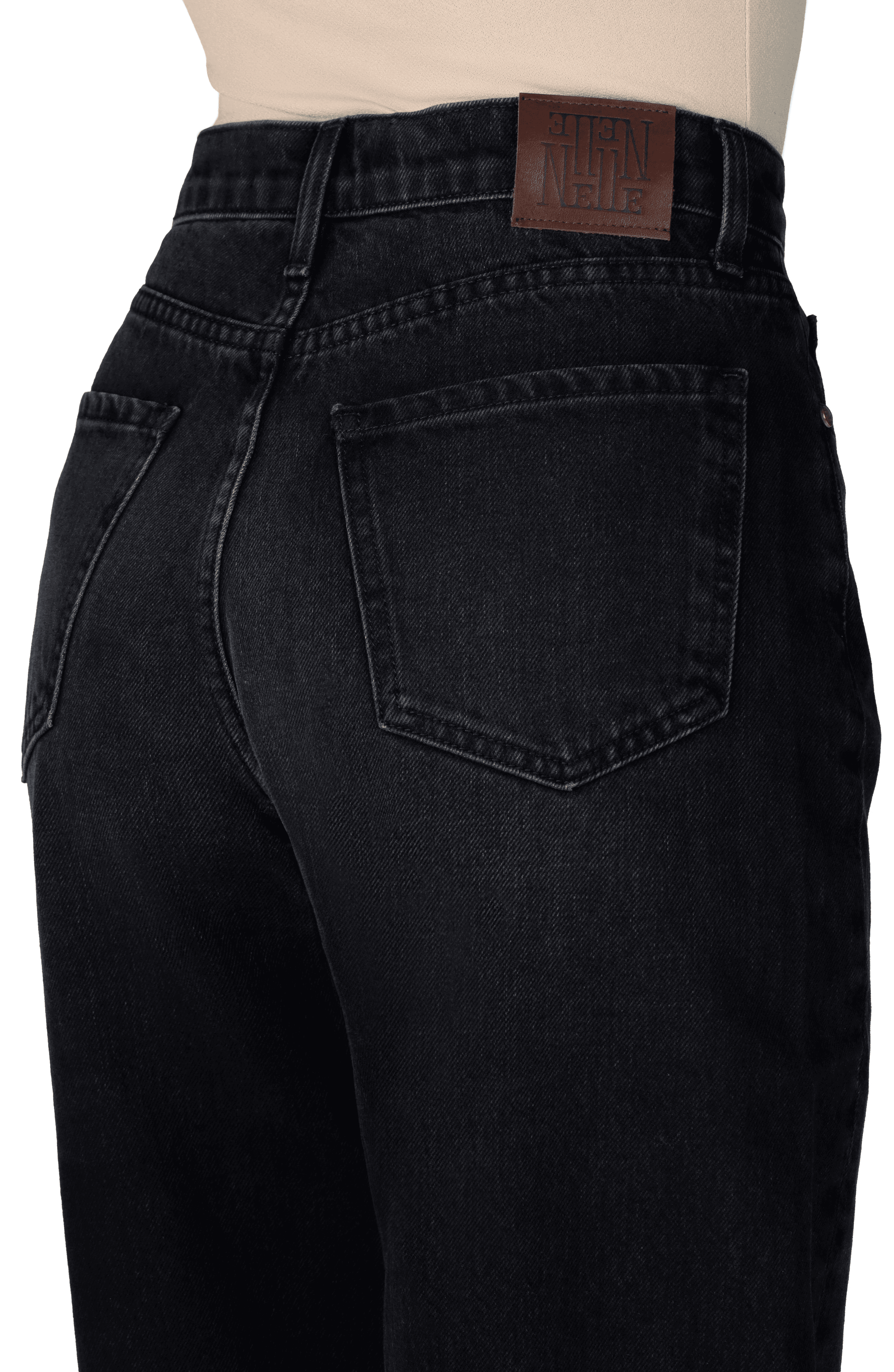 The Lily Jean - Image 1