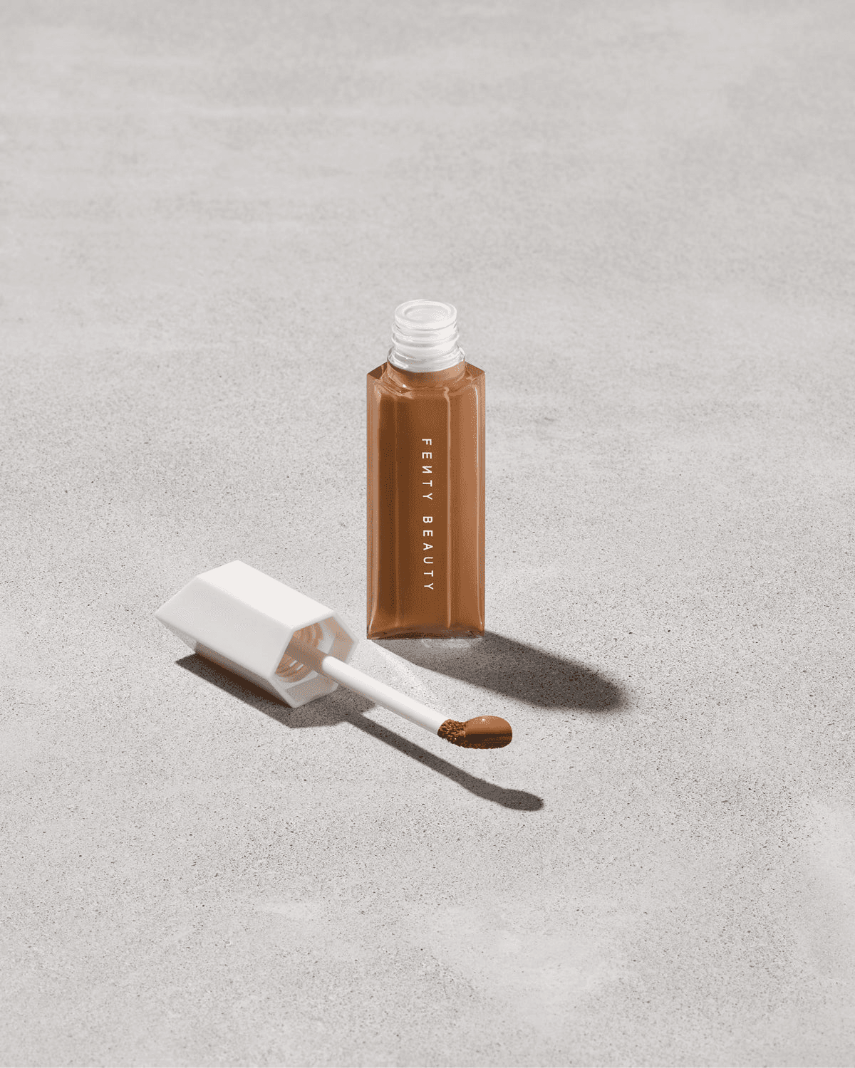 We're Even Hydrating Longwear Concealer - Image 1