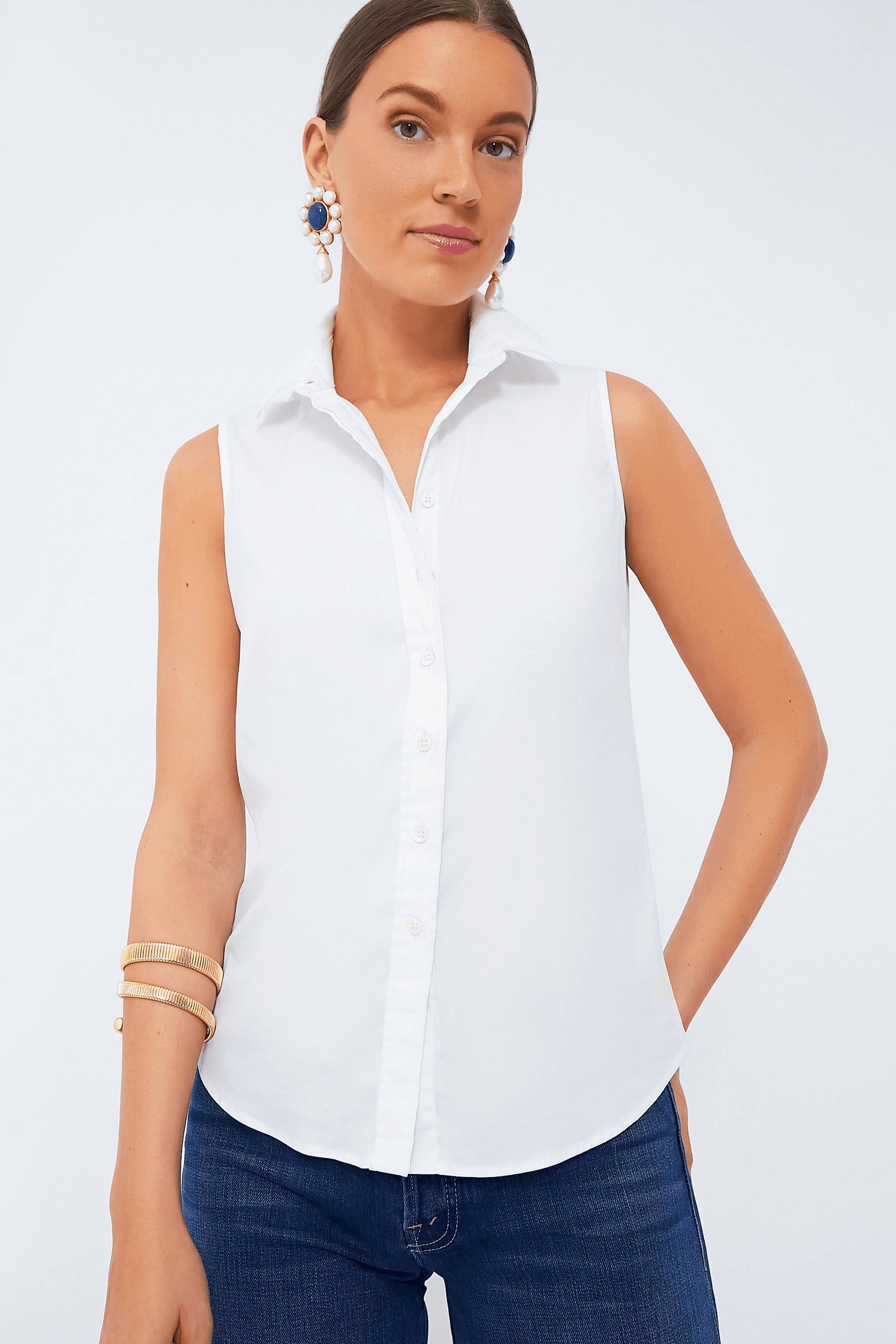Sleeveless Essentials Shirt - Image 1