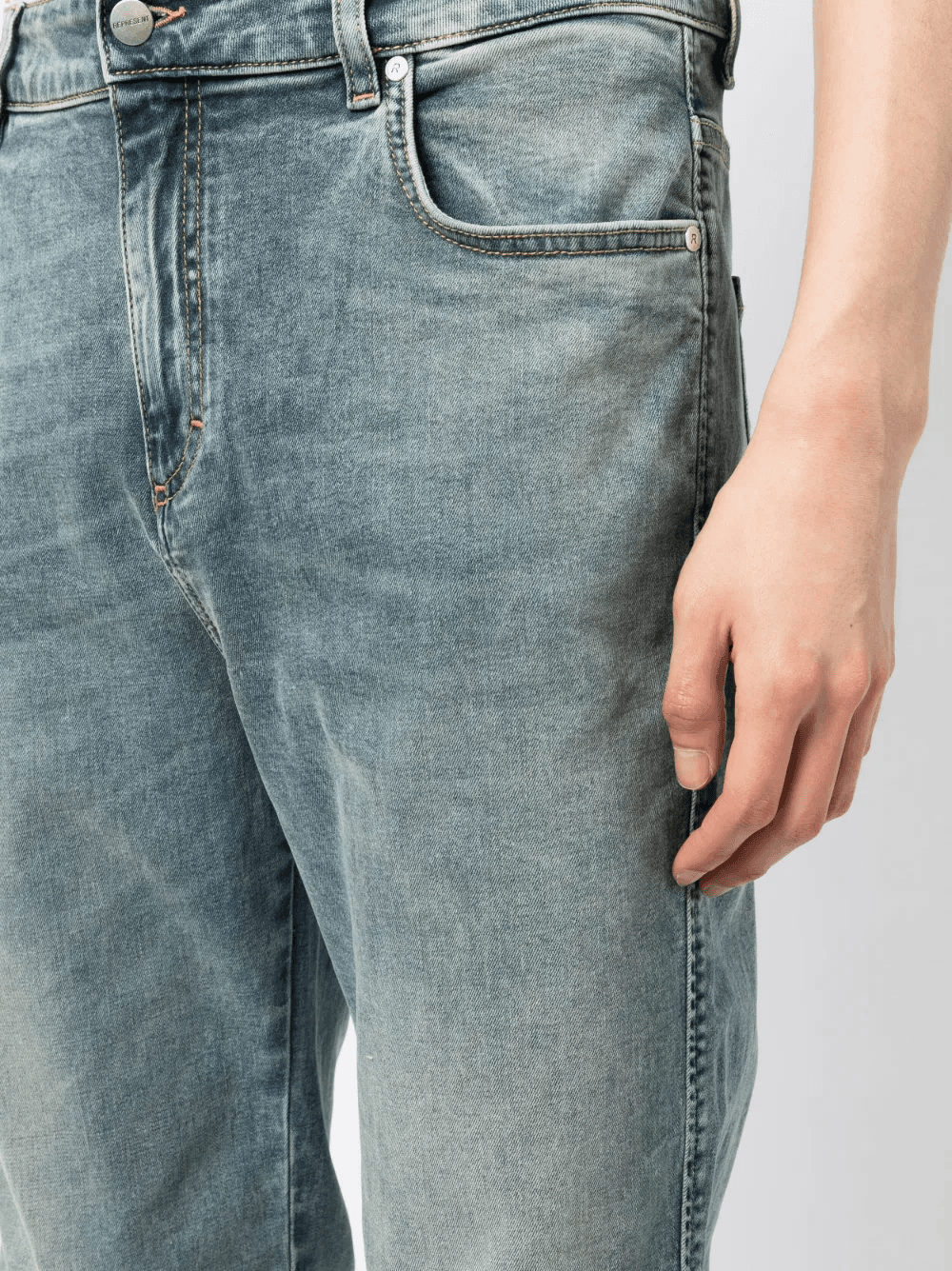 mid-rise straight-leg jeans - Image 1