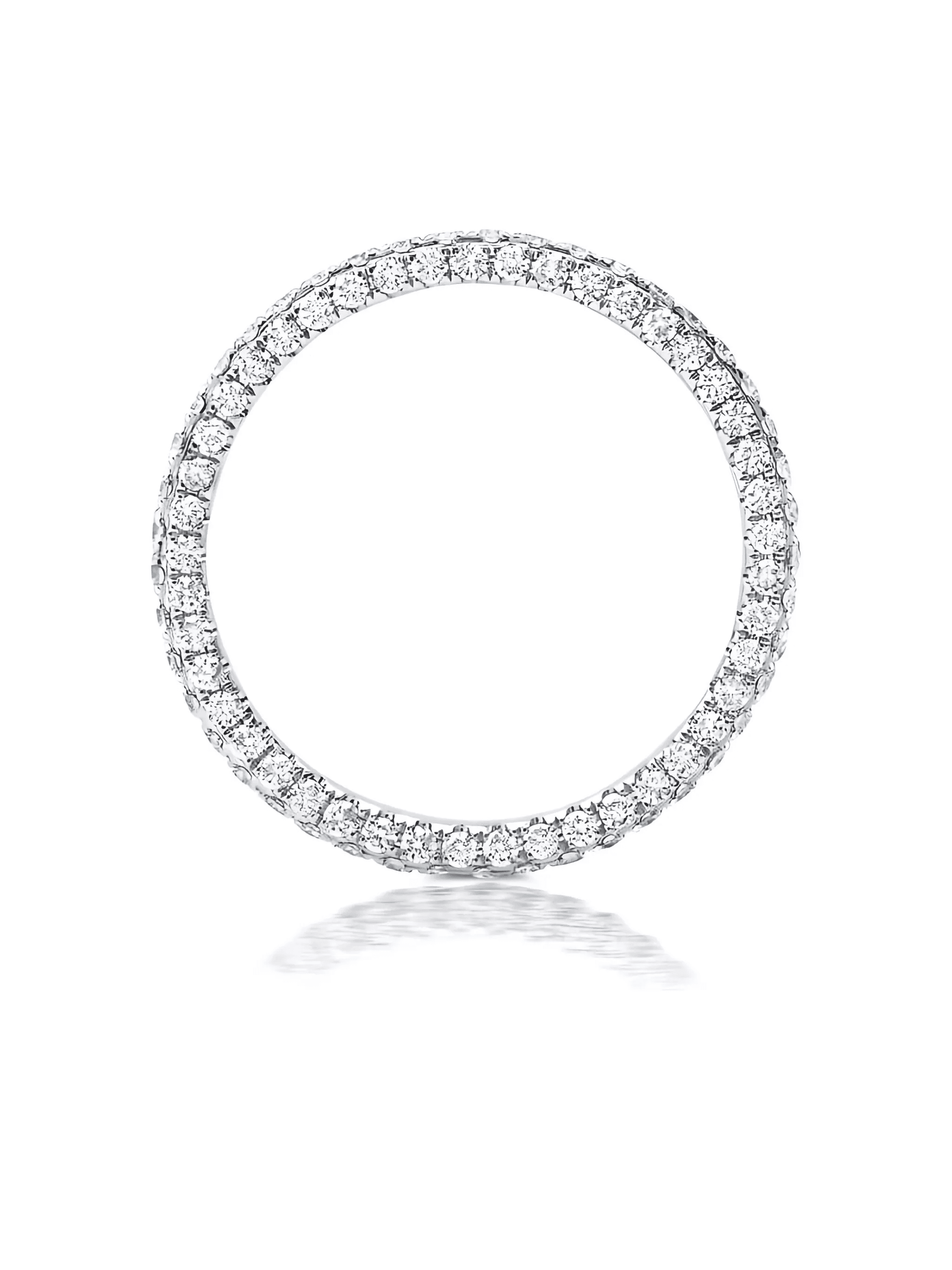 18K white gold 3-sided diamond band rind - Image 1