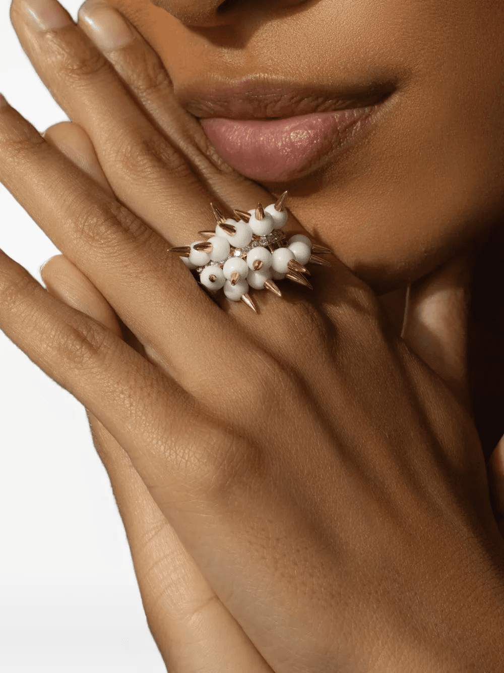 18K yellow gold Spiked Muse diamond and onyx ring - Image 1