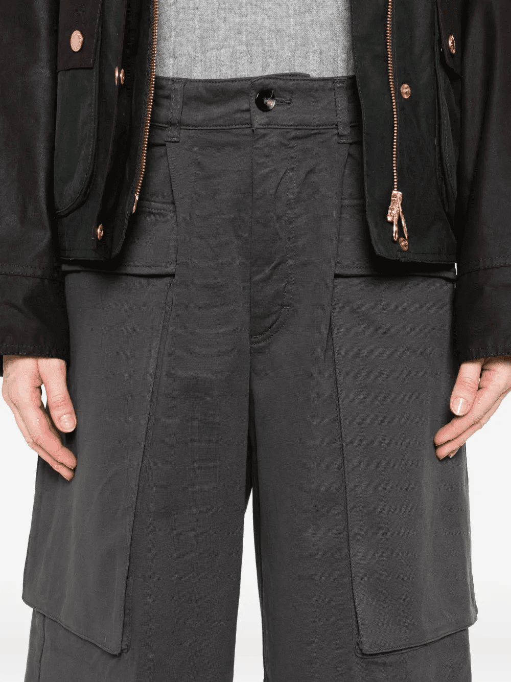 double-pocket bermuda shorts - Image 1