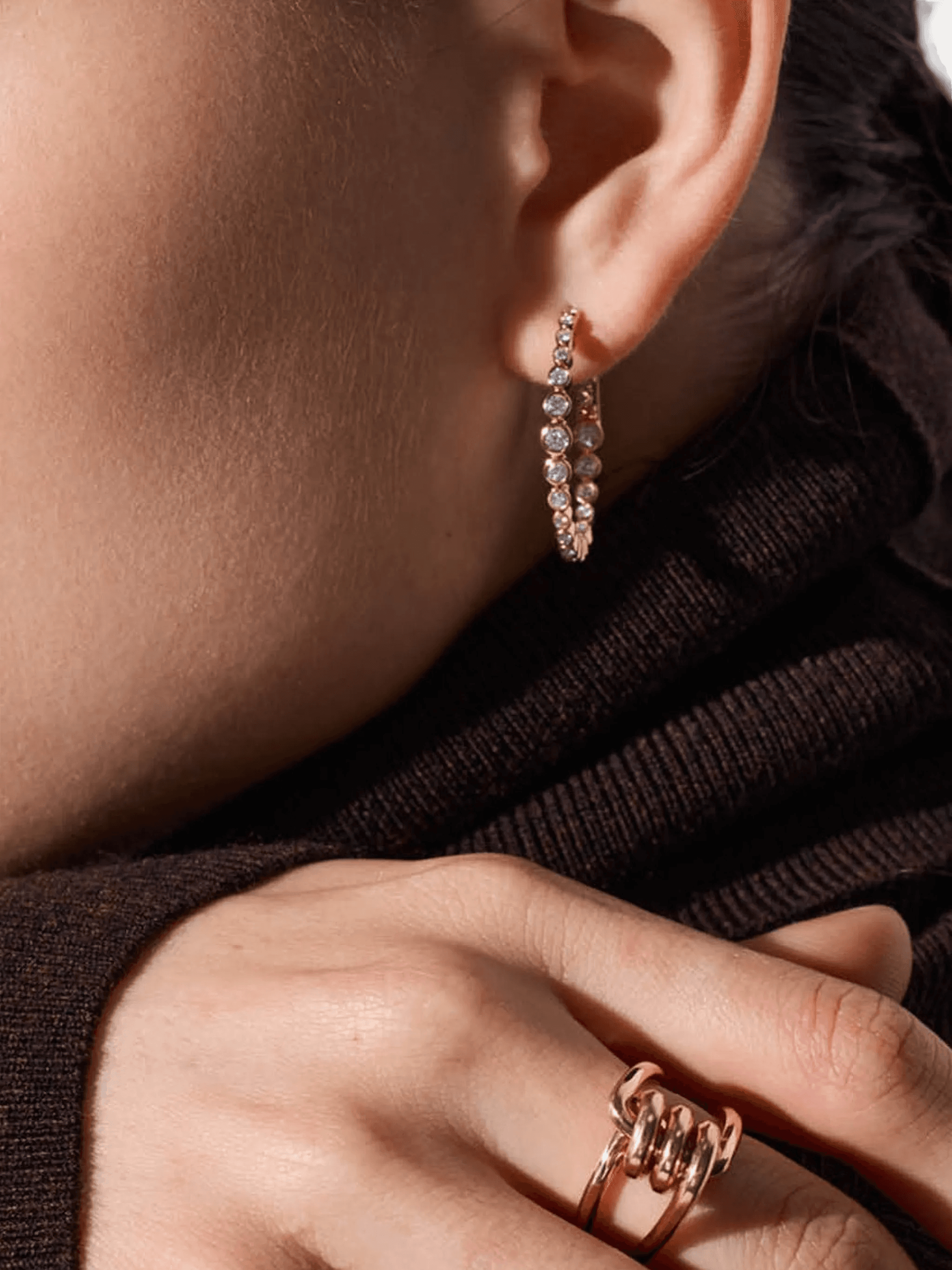 small oval hoop diamond earrings - Image 1