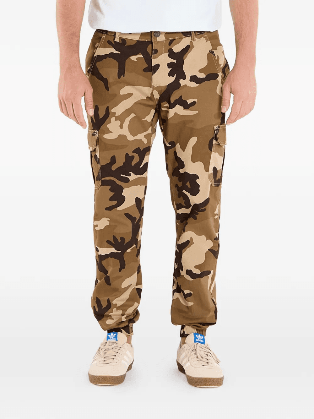 camouflage-print tapered trousers - Image 1