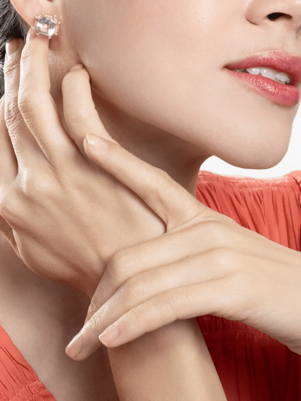 Gossip rock crystal and diamond stud earrings - Image 1