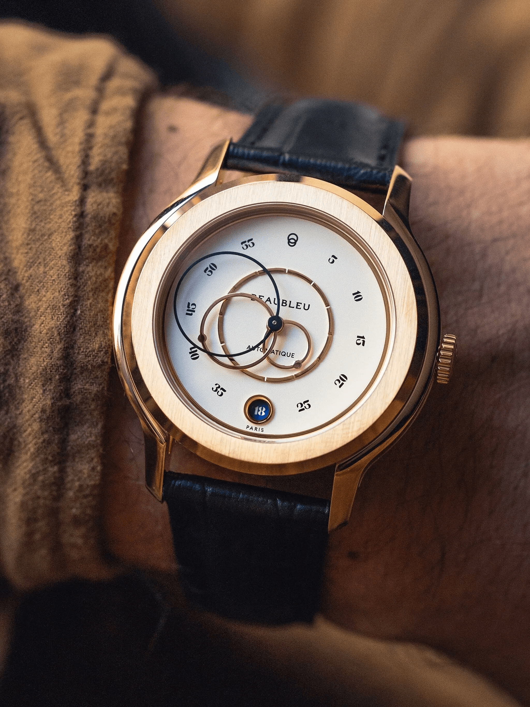 Ecce Lys 39mm - Image 1