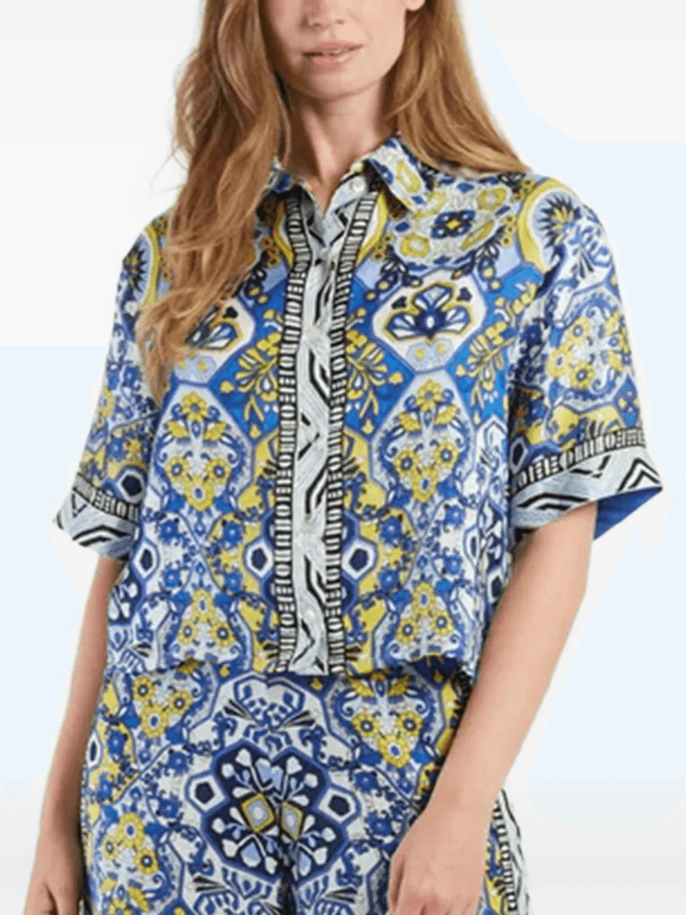 patterned shirt - Image 1