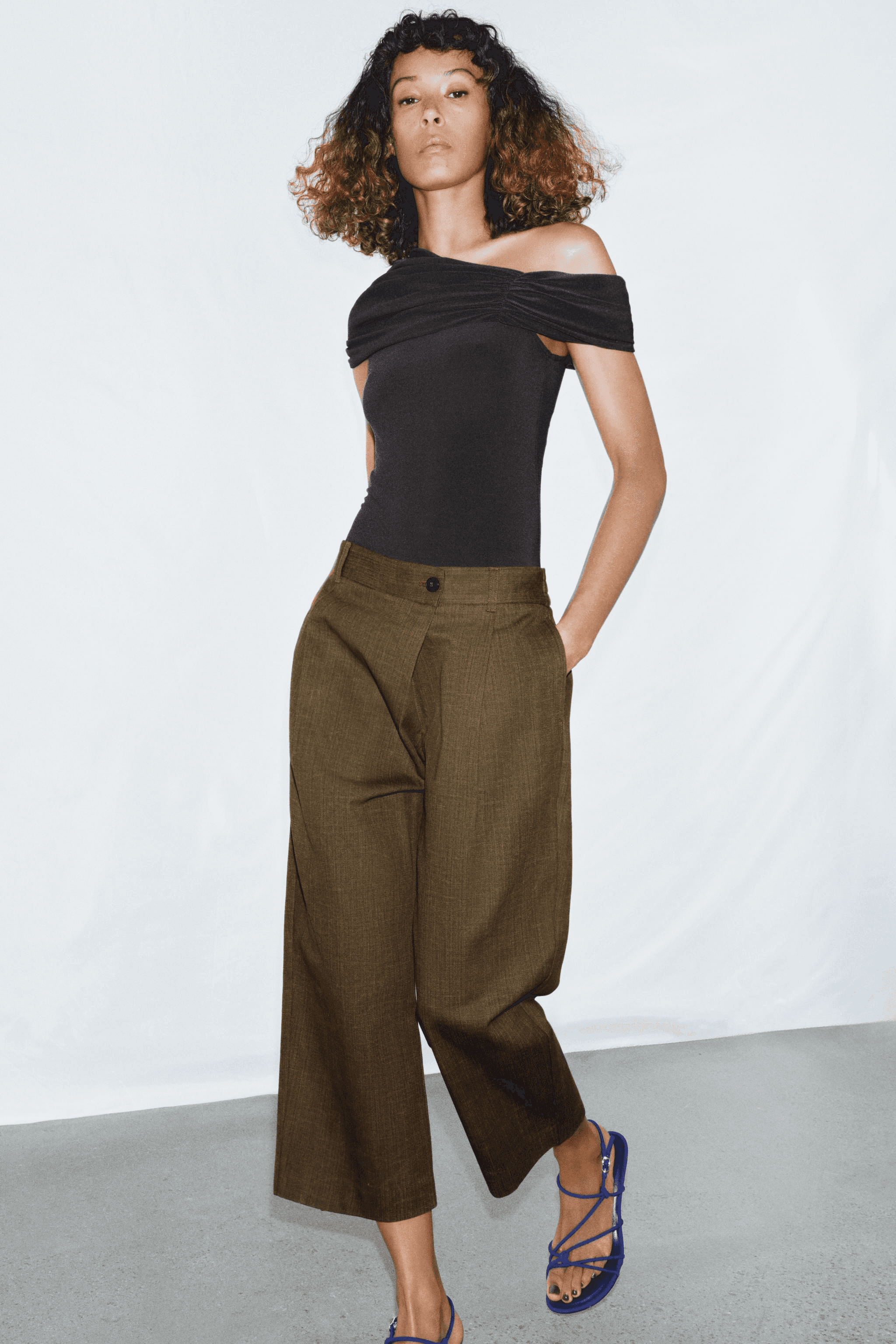 ZW COLLECTION PLEATED CROPPED PANTS - Image 1