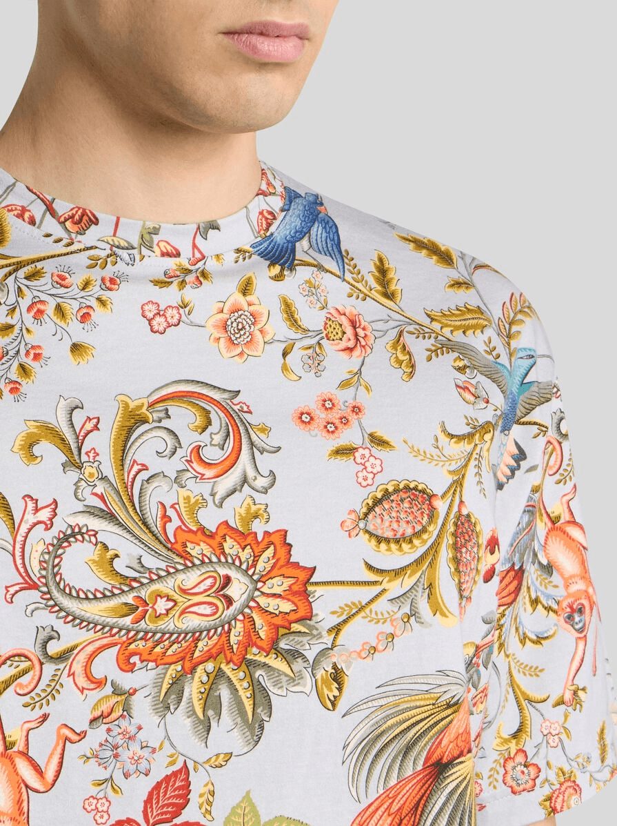 COTTON T-SHIRT WITH PLACED FLORA AND FAUNA PRINT - Image 1