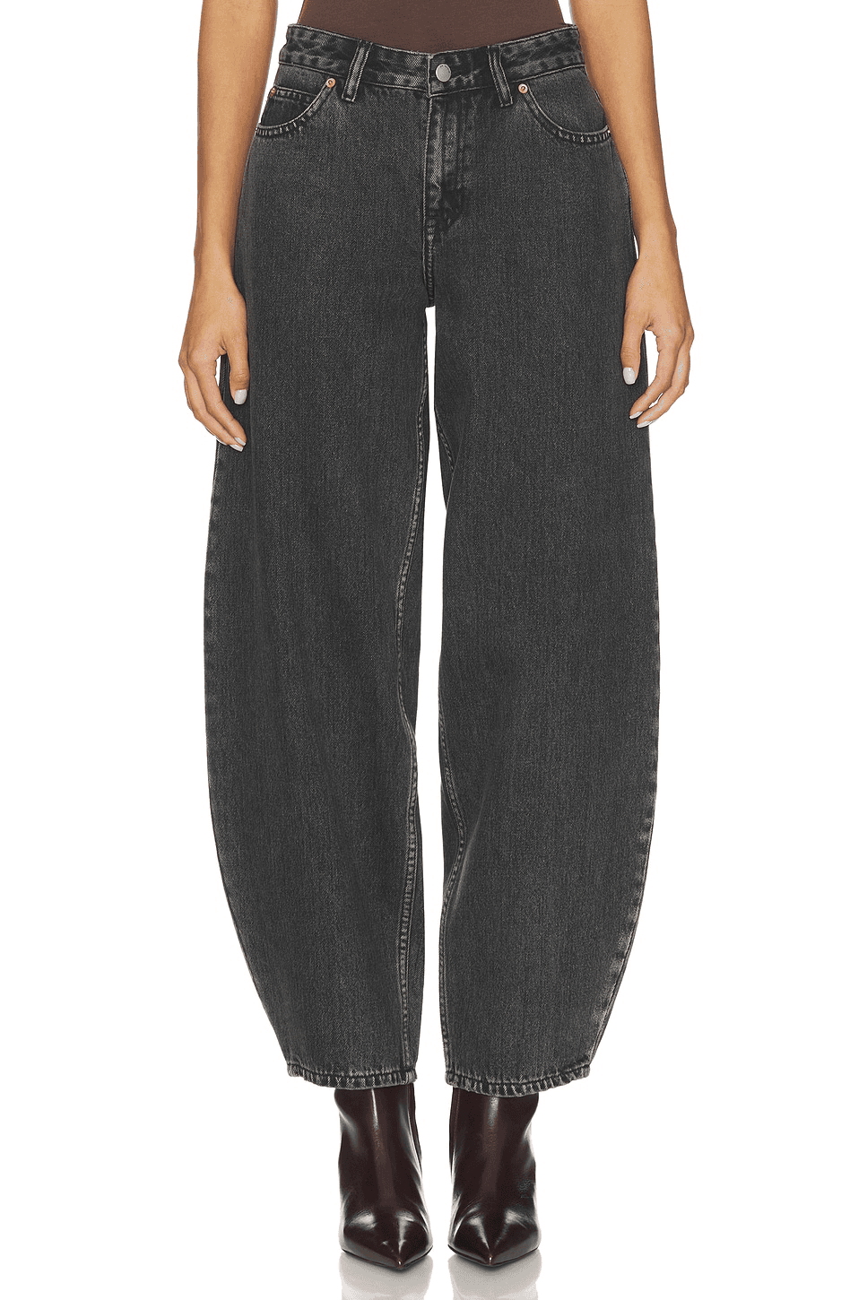 Nanci Horseshoe - Image 1