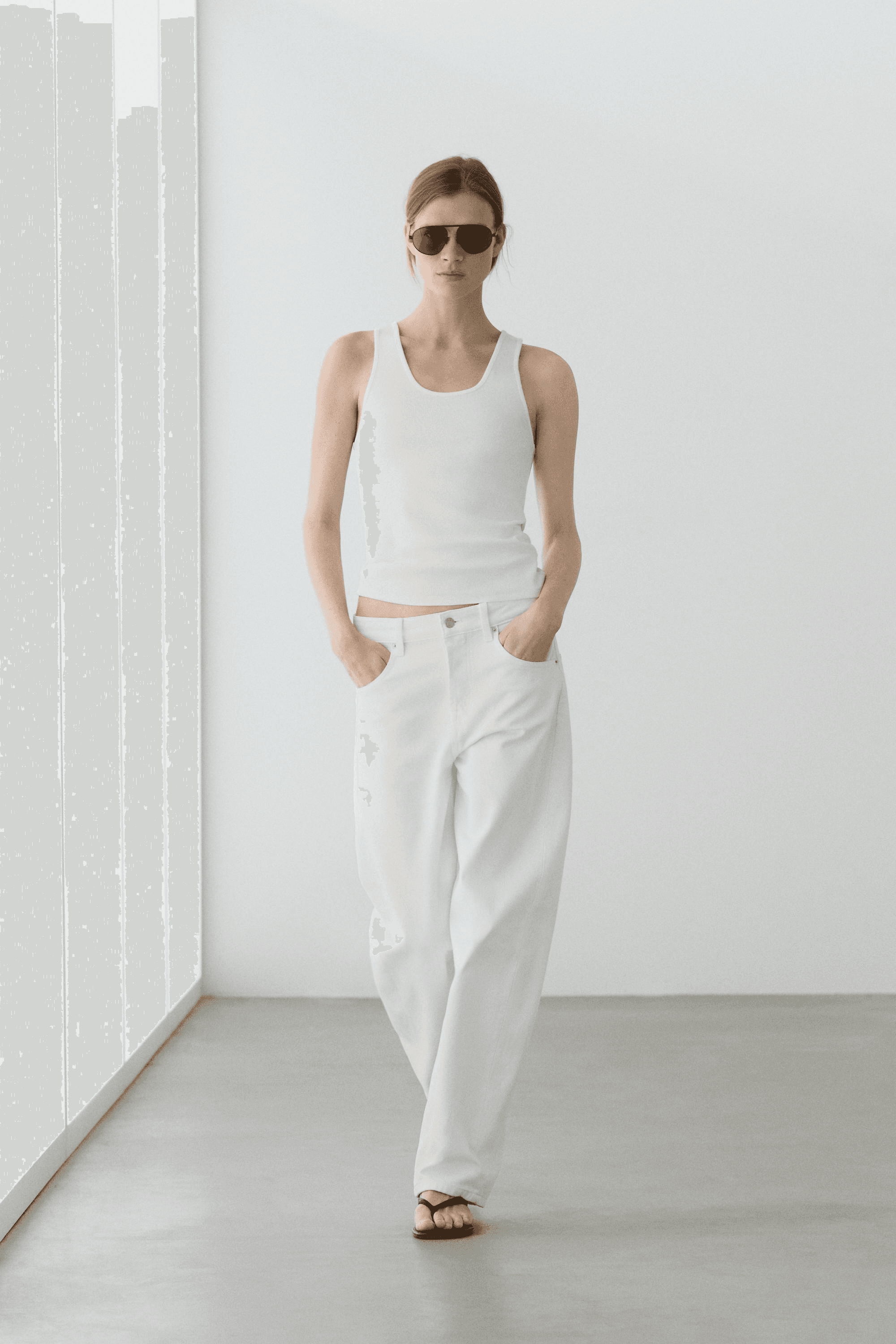 Scoop neck strappy top - Image 1